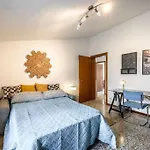 The Youth House Near Downtown & Hesperia Hospital * モデナ