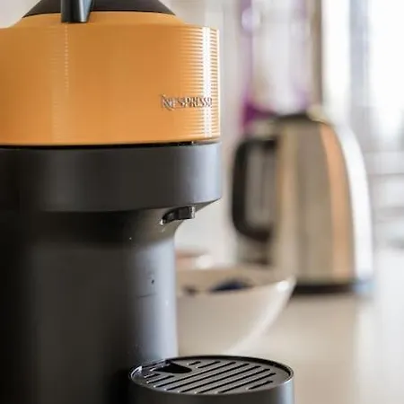 The Youth House Near Downtown & Hesperia Hospital Apartamento