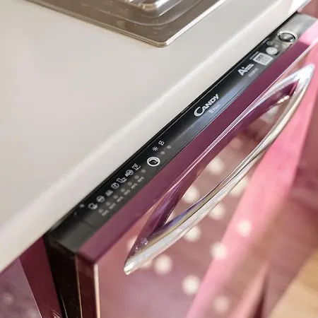 Apartment The Youth House Near Downtown & Hesperia Hospital Modena