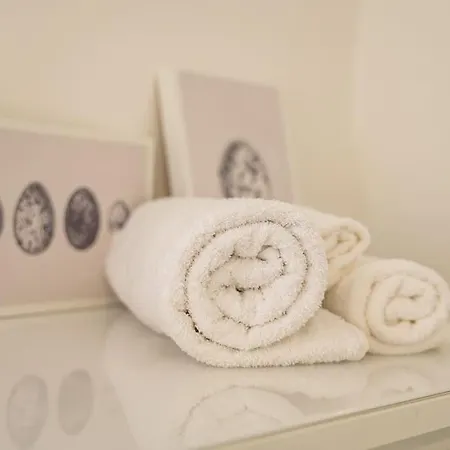 The Youth House Near Downtown & Hesperia Hospital Apartamento